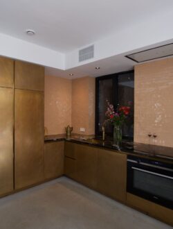 Martijn pekelharing keuken messing fronten